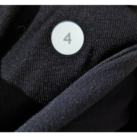 Luluemon Groove Y2K Flare Yoga Pants Multicolor size 4 Reversible - Picture 4 of 4